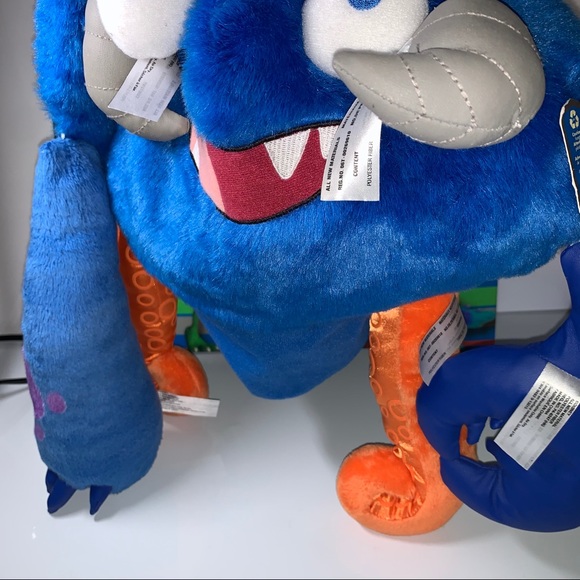 Disney Monsters University Pillow Plush and Frame - Picture 5 of 12